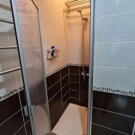 公寓 2 Bedroom In The Heart Of The